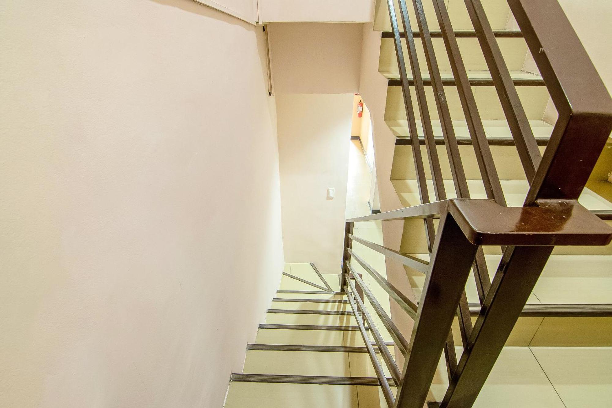 Oyo 766 Ichehan Apartments Manila Ngoại thất bức ảnh