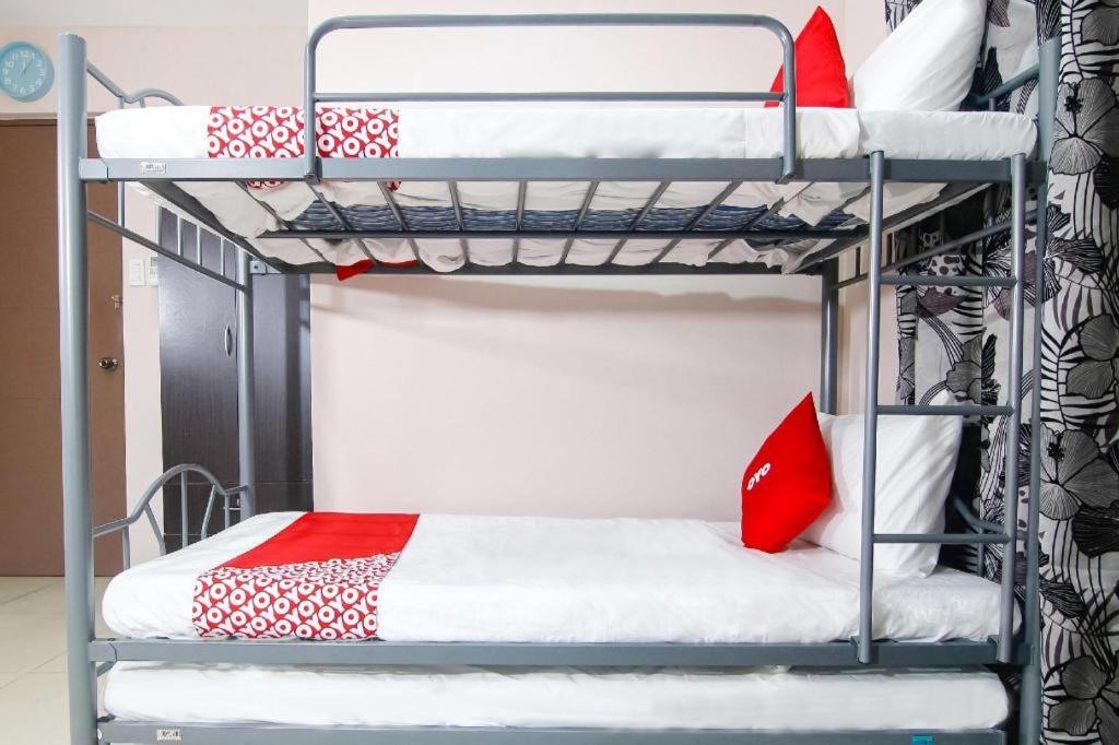 Oyo 766 Ichehan Apartments Manila Ngoại thất bức ảnh