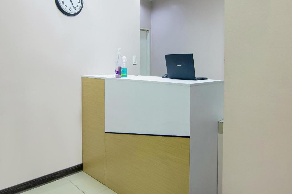 Oyo 766 Ichehan Apartments Manila Ngoại thất bức ảnh